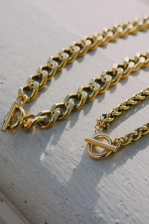 Collection de chaine en acier doré