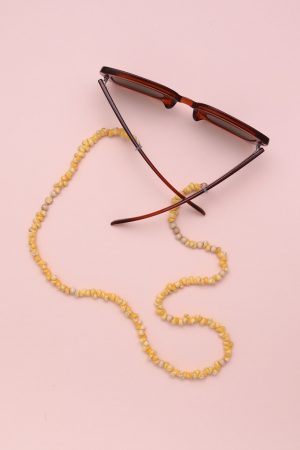 Chaine de lunettes en coquillage jaune